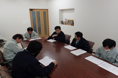 設計課 会議