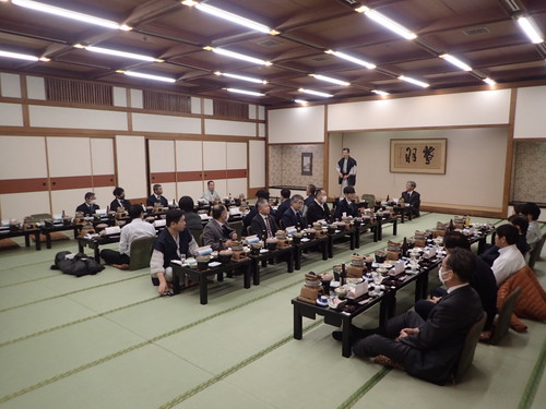 新年会を行いました！